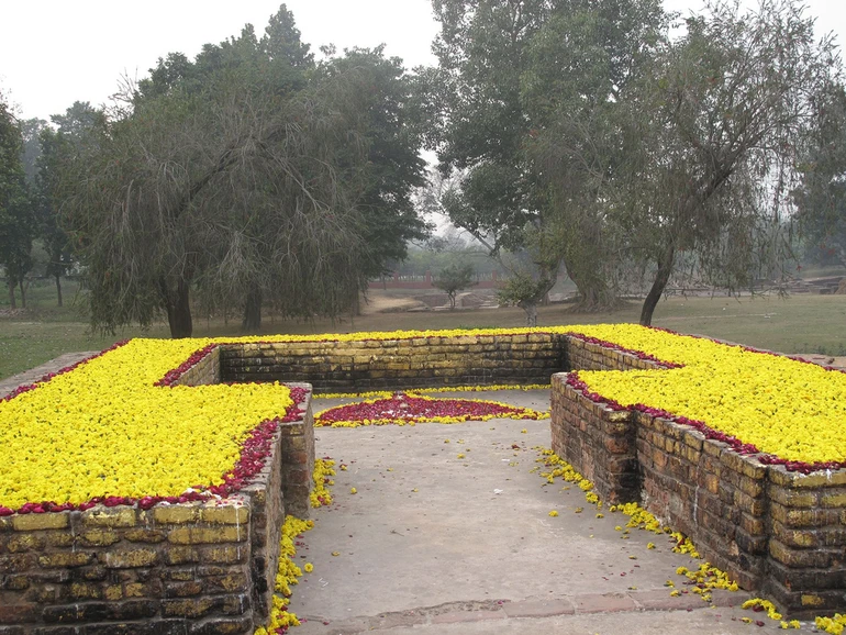 Nơi được xác định là hương thất của Đức Phật tại tịnh xá Kỳ Viên.